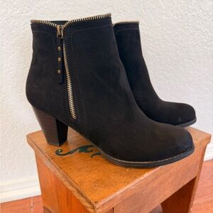 Black heeled boots by Just Fab